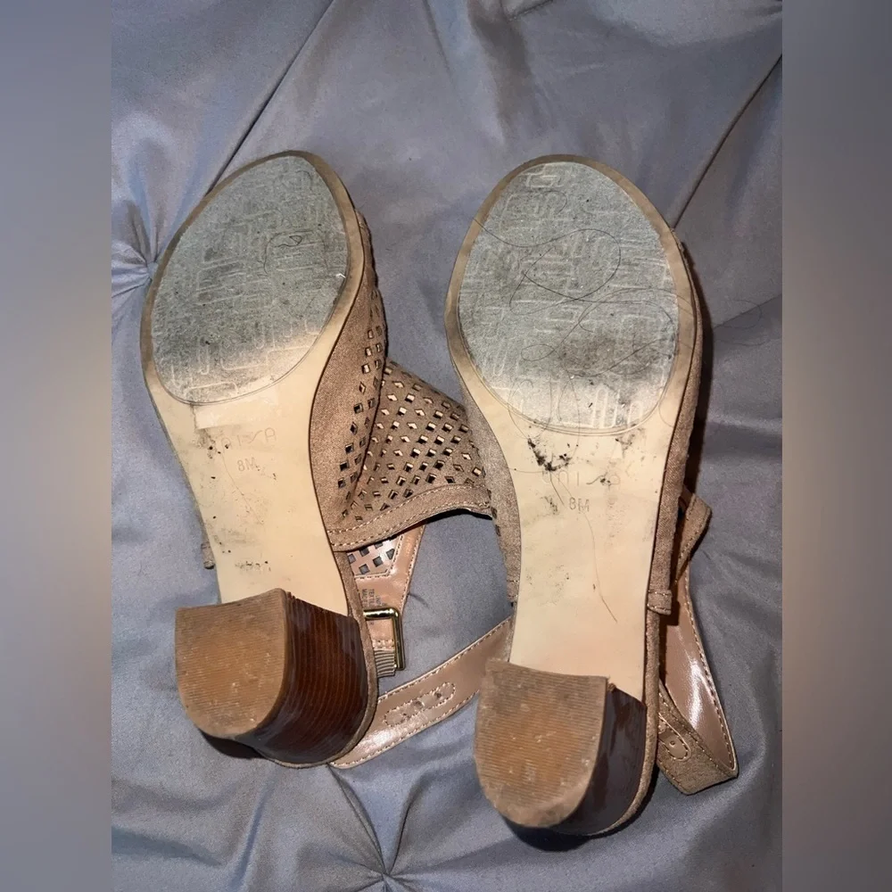 Unisa Tan Woven open toed heels size 8.5